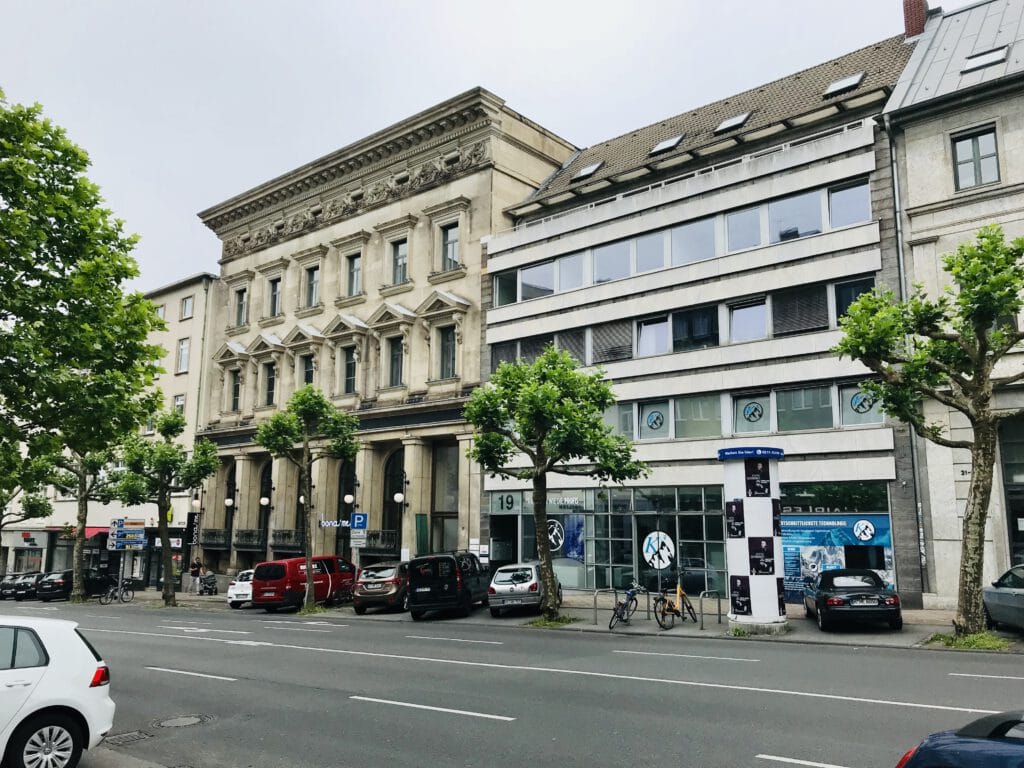 Theaterstraße 17-19